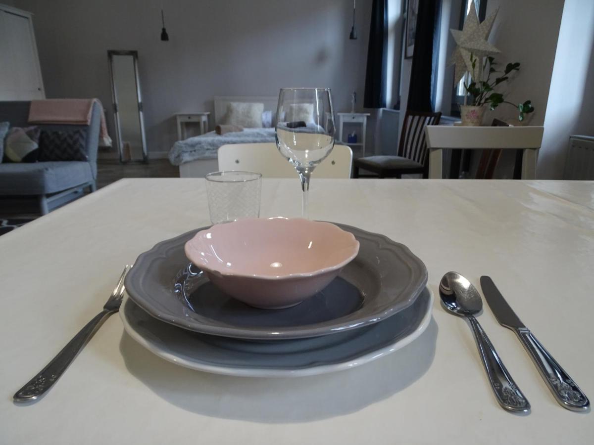 Ovaros Apartman Veszprem Bagian luar foto
