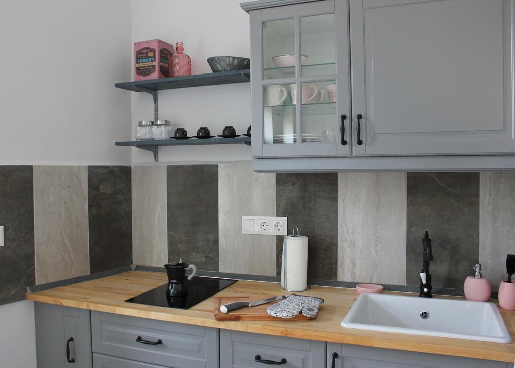Ovaros Apartman Veszprem Bagian luar foto