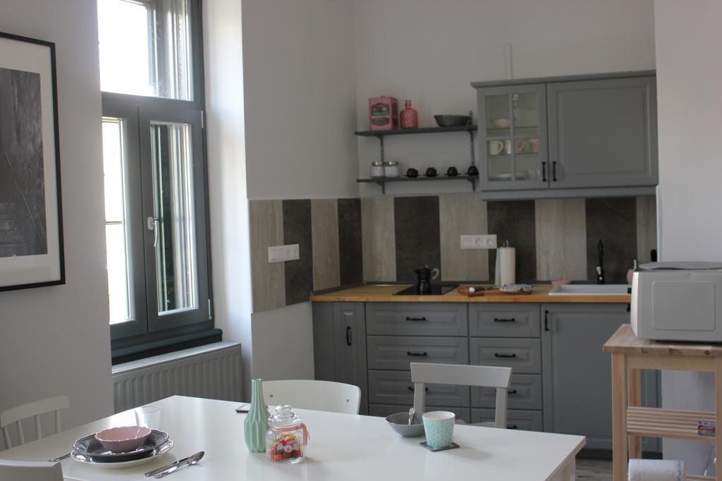 Ovaros Apartman Veszprem Bagian luar foto