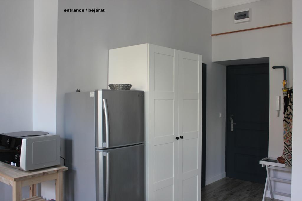 Ovaros Apartman Veszprem Bagian luar foto