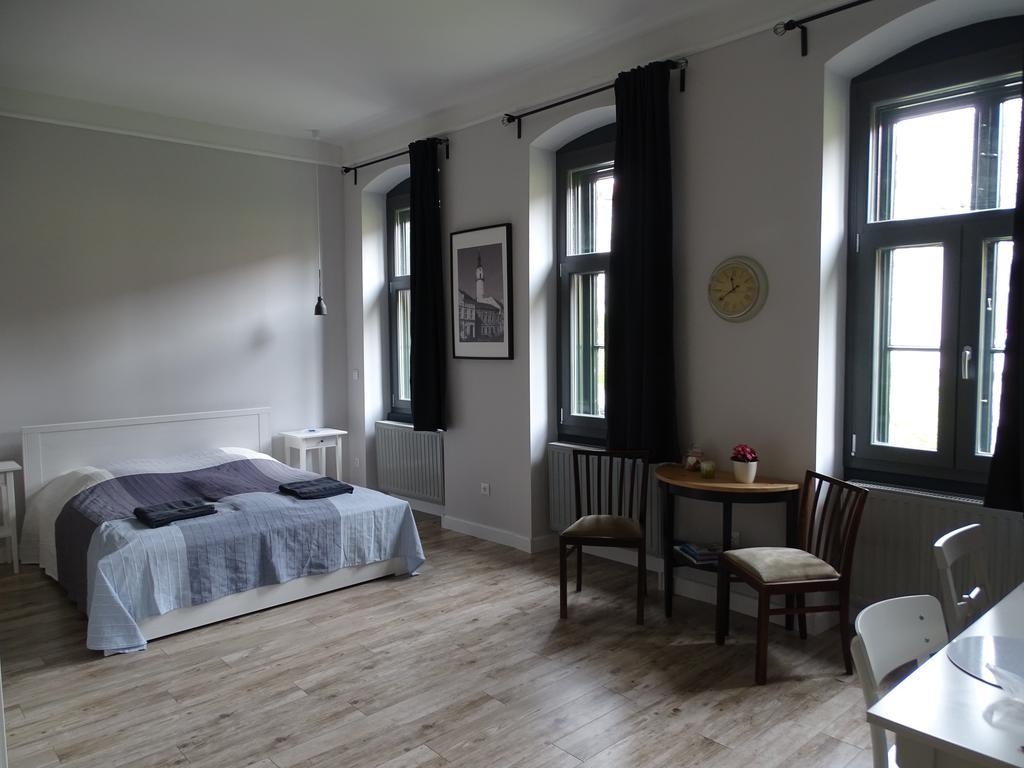 Ovaros Apartman Veszprem Bagian luar foto