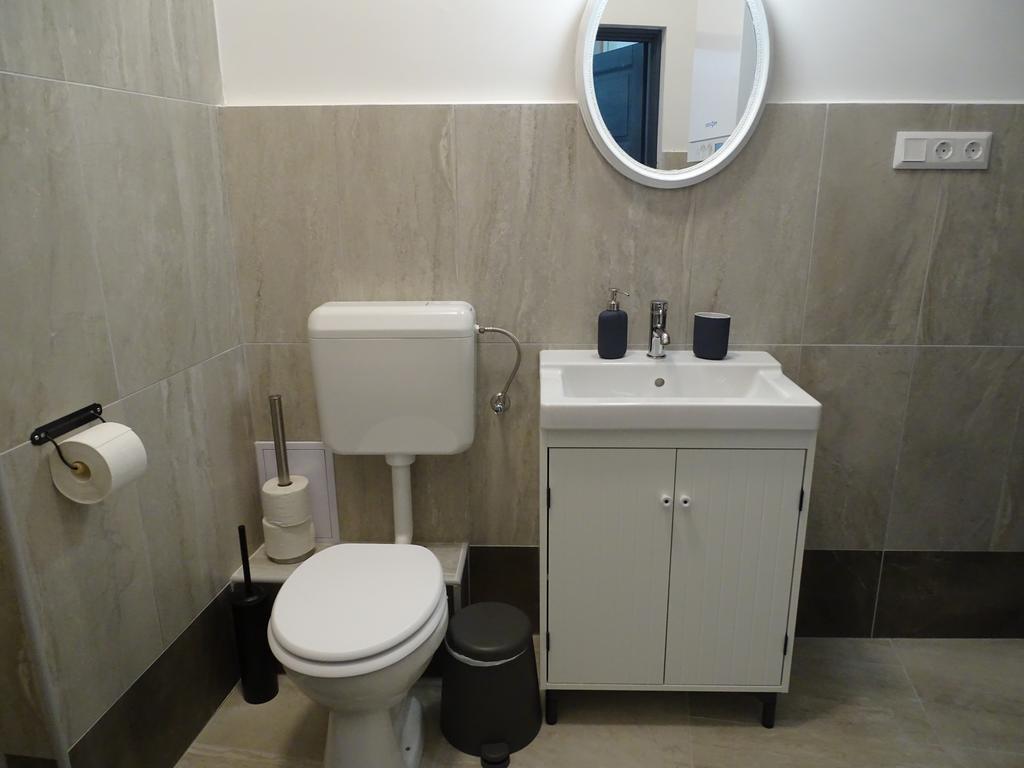 Ovaros Apartman Veszprem Bagian luar foto